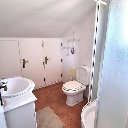 Da Gale, 250m Da E Piscina Apartment