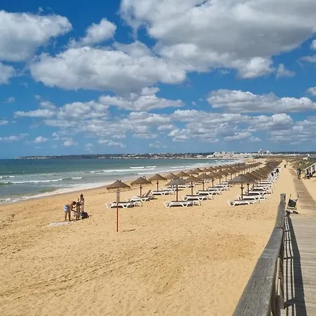Da Gale, 250m Da E Piscina * Gale (Albufeira)