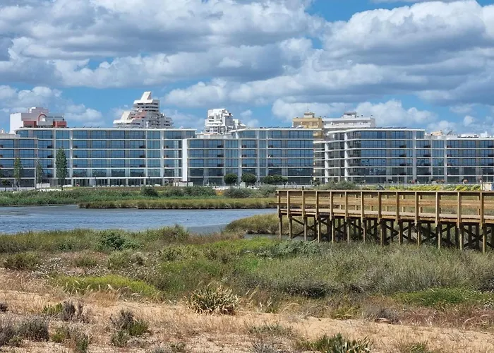 Da Gale, 250m Da E Piscina Apartament *