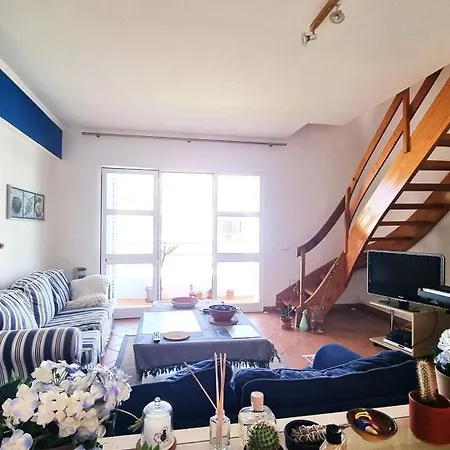 Apartamento Da Galé, 250m Da E Piscina